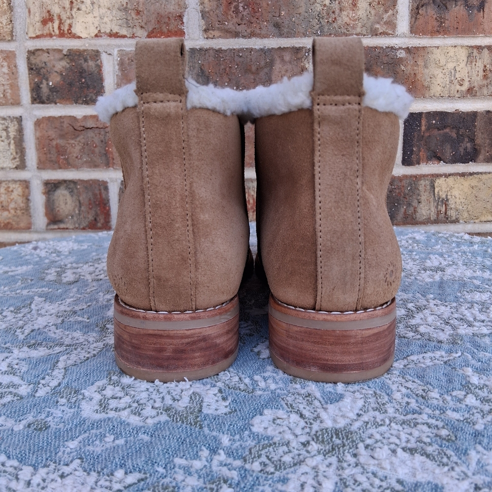 Jack Rogers Sienna Sherpa Lined Suede Booties Sz 9 NEW Water Resistant Trendy - Picture 5 of 15